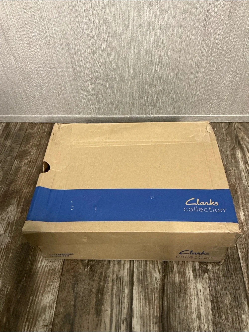 Clarks Men's Dark Brown Leather Chukka Boots Size 8.5